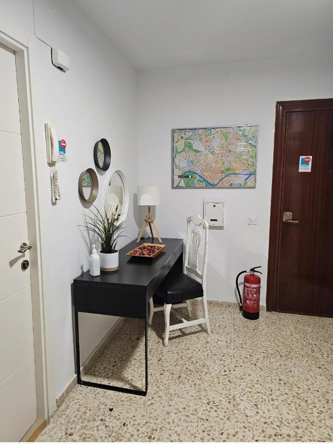 Ferienwohnung Plaza De Armas By Rami Sevilla Exterior foto